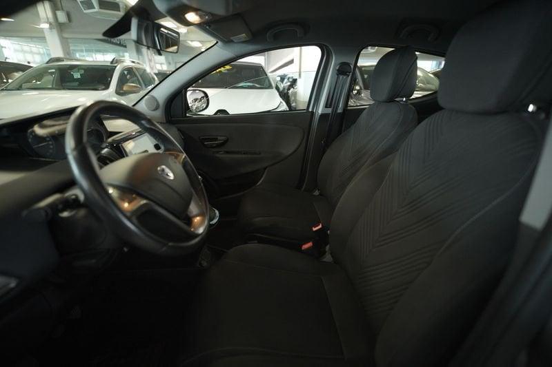 Lancia Ypsilon III 2021 1.0 firefly hybrid Gold s&s 70cv