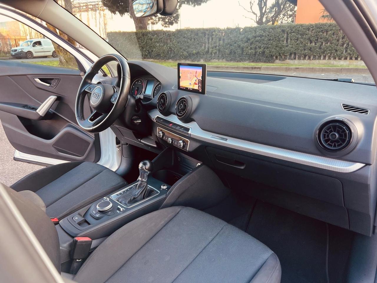 Audi Q2 1.6 TDI S tronic Business