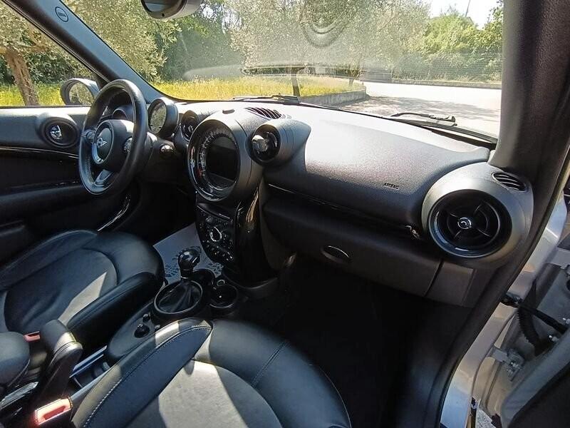 Mini Cooper D Countryman 2.0 Business Automatica