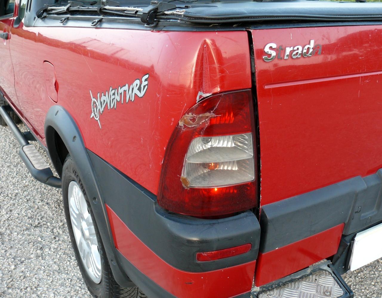 Fiat Strada 1.3 MJT Pick-up Cabina Lunga Adventure (M1313)