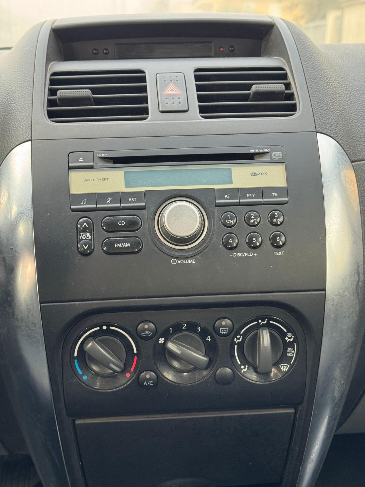 Suzuki SX4 1.6 DDiS 16V Urban Line