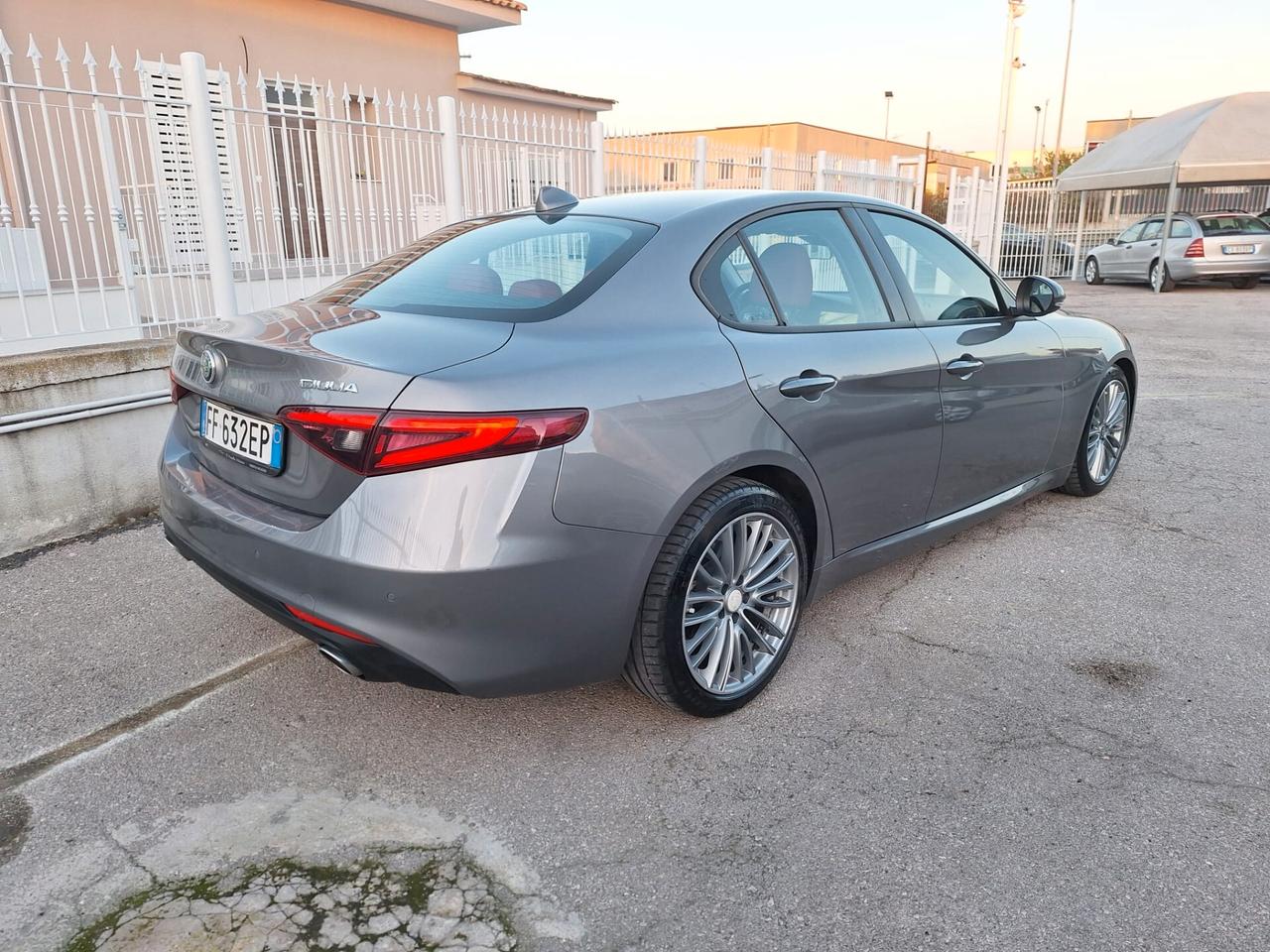 Alfa Romeo Giulia 2.2 Turbodiesel 180 CV AT8 Business Sport Launch Ed.