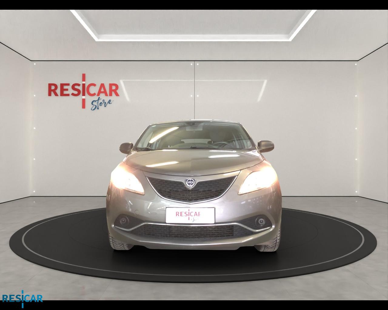 LANCIA Ypsilon 1.2 Silver 69cv IDONEA NEOPATENTATO