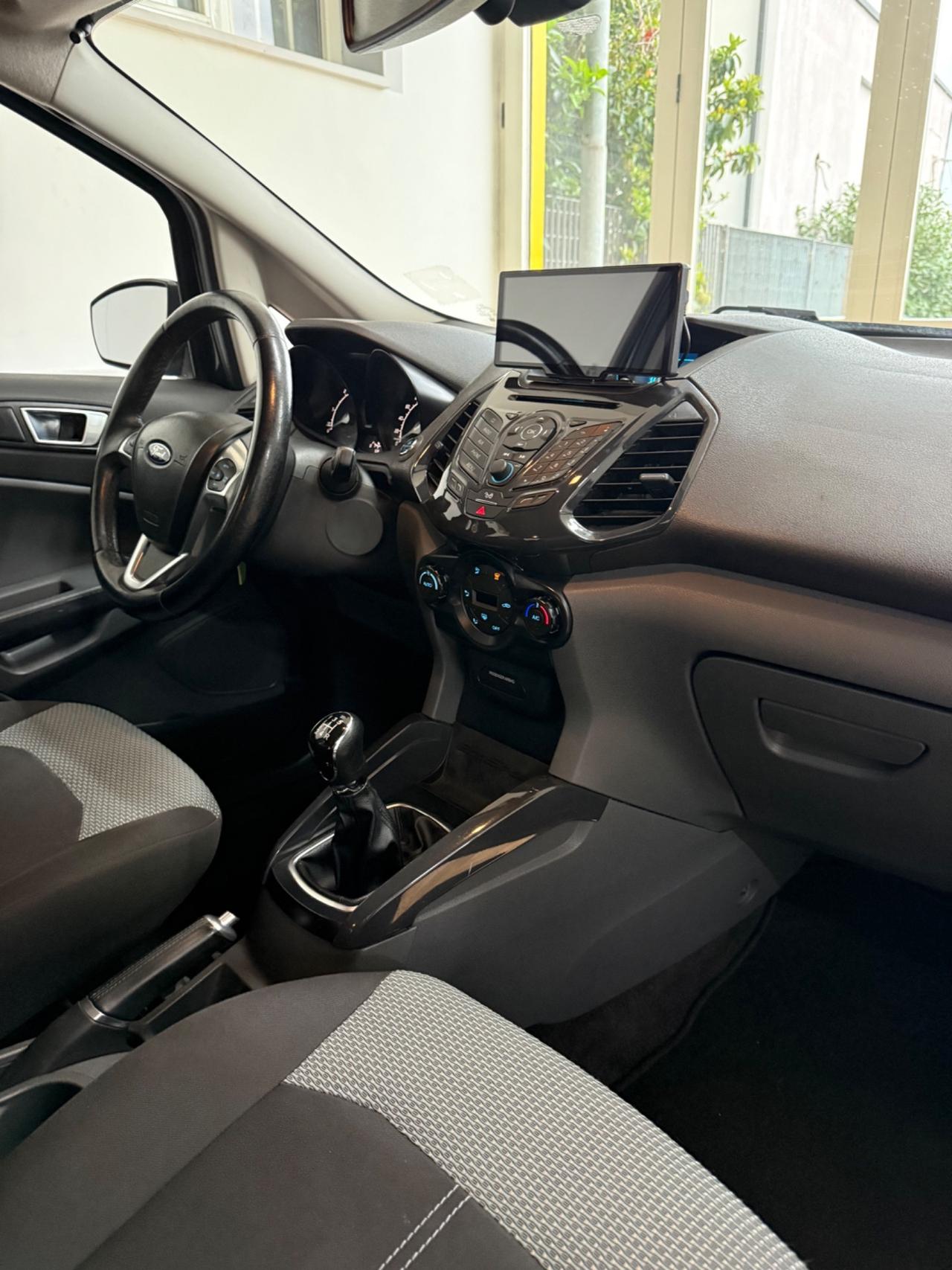 Ford EcoSport 1.5 TDCi 90 CV Titanium FULL