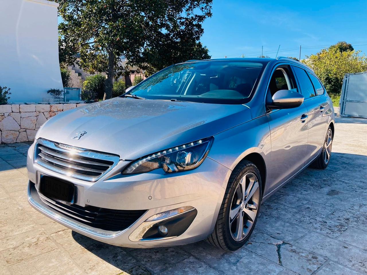Peugeot 308 1.6 HDi - 130000km!! - 2017