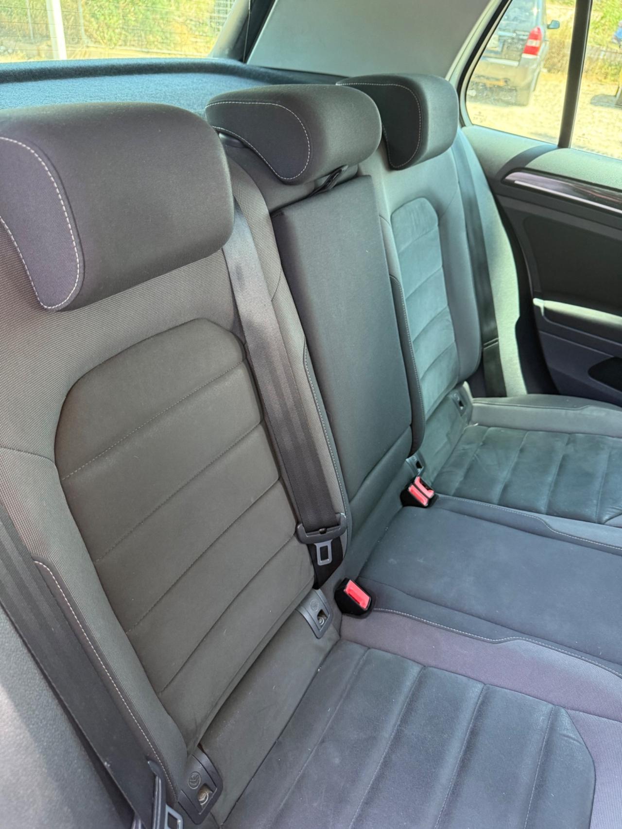 Volkswagen Golf 1.6 TDI 115 CV accessoriato