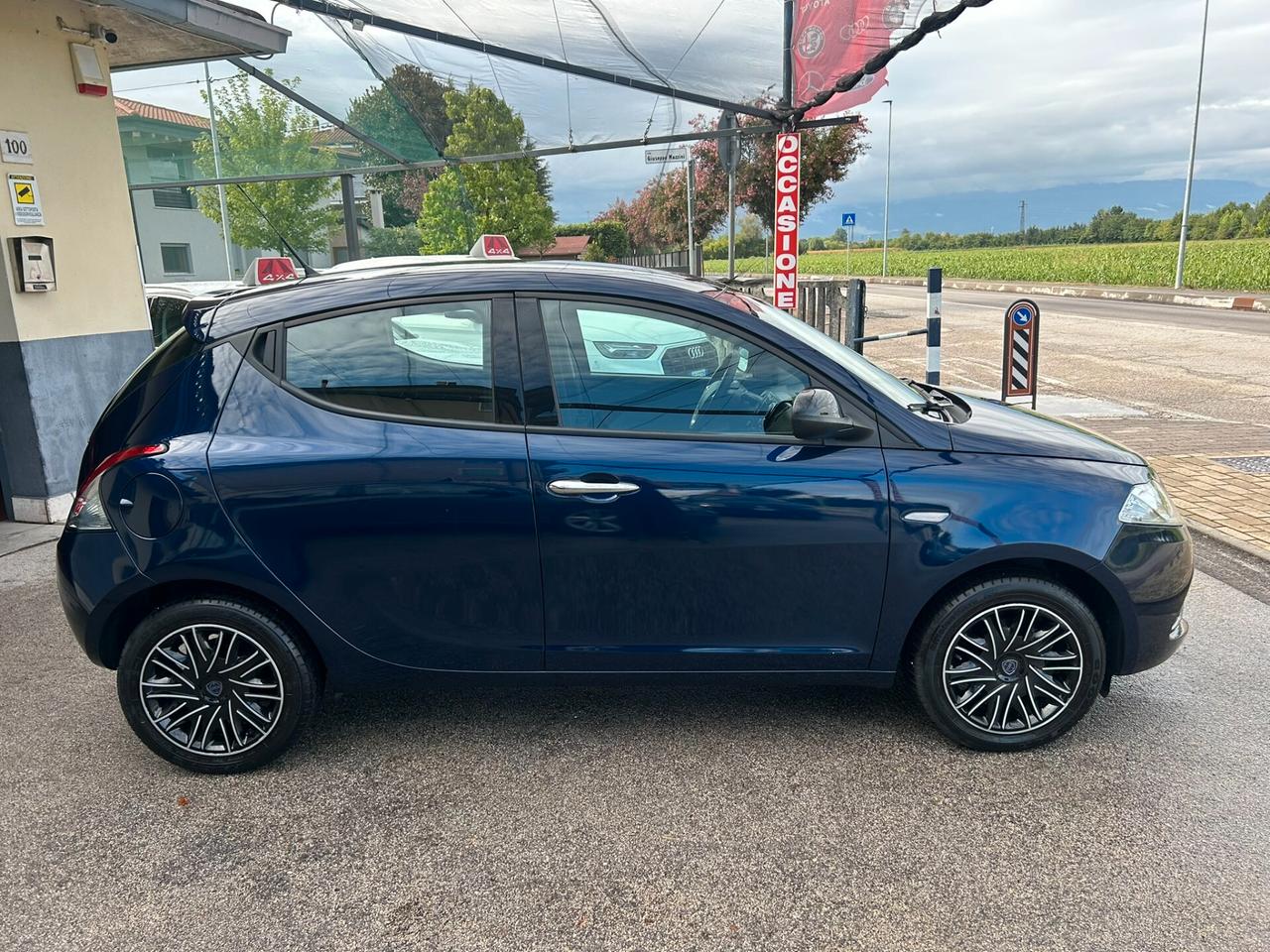 Lancia Ypsilon 1.2 69CV Platinum - 29.000KM