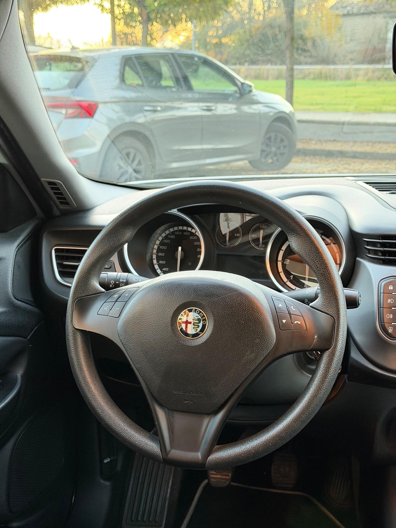 Alfa Romeo Giulietta 1.6 JTDm-2 105 CV