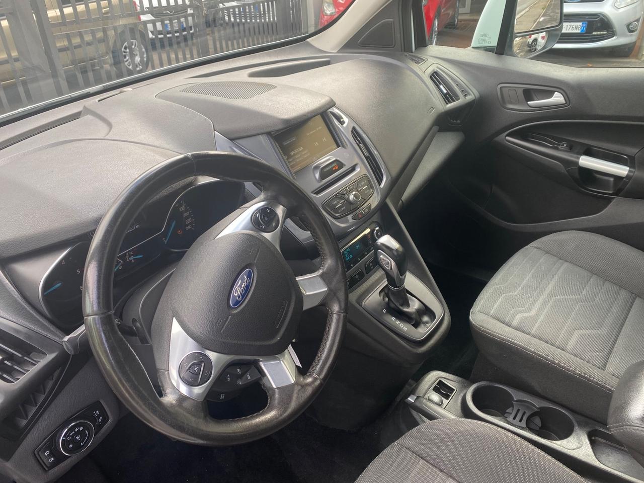 Ford Tourneo Connect 1.5 TDCi 120 CV Powershift Titanium