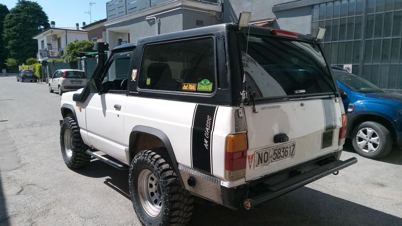 Nissan Spagna Patrol 3.3 td rialzato autocarro