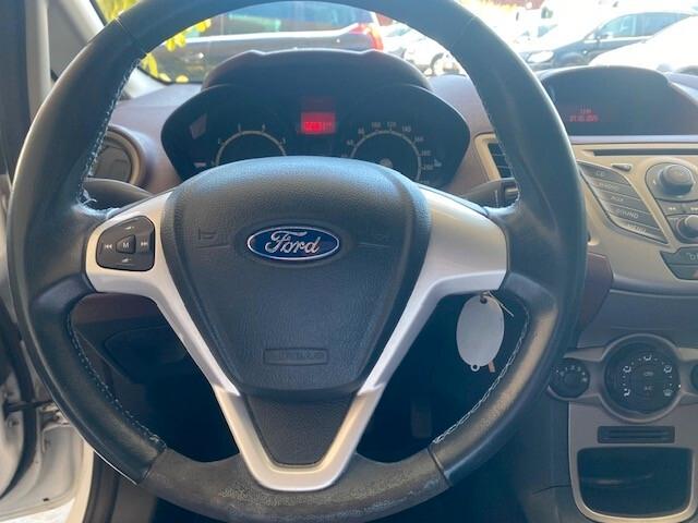 Ford Fiesta Fiesta 1.4 5 porte Bz.- GPL