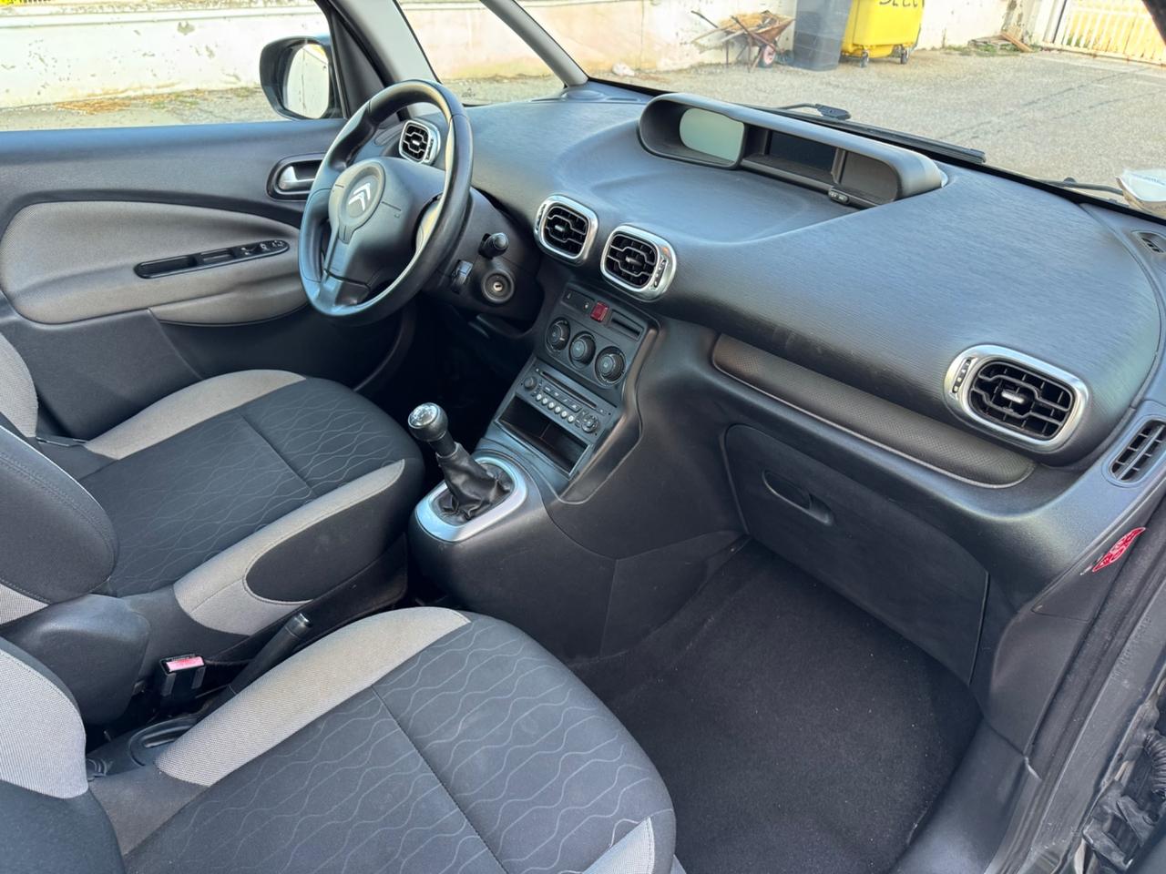 Citroen C3 Picasso 1.6 HDi 92CV -GANCIO TRAINO-