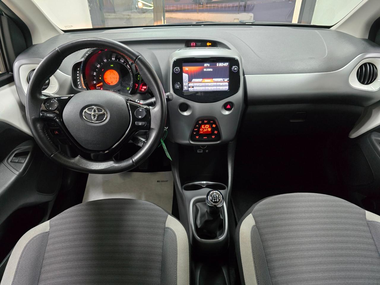 Toyota Aygo 1.0 VVT-i 72 CV 5 porte x-clusiv