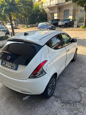 LANCIA Ypsilon 1.3 MJT 16V 95 CV 5 porte S&S Gol