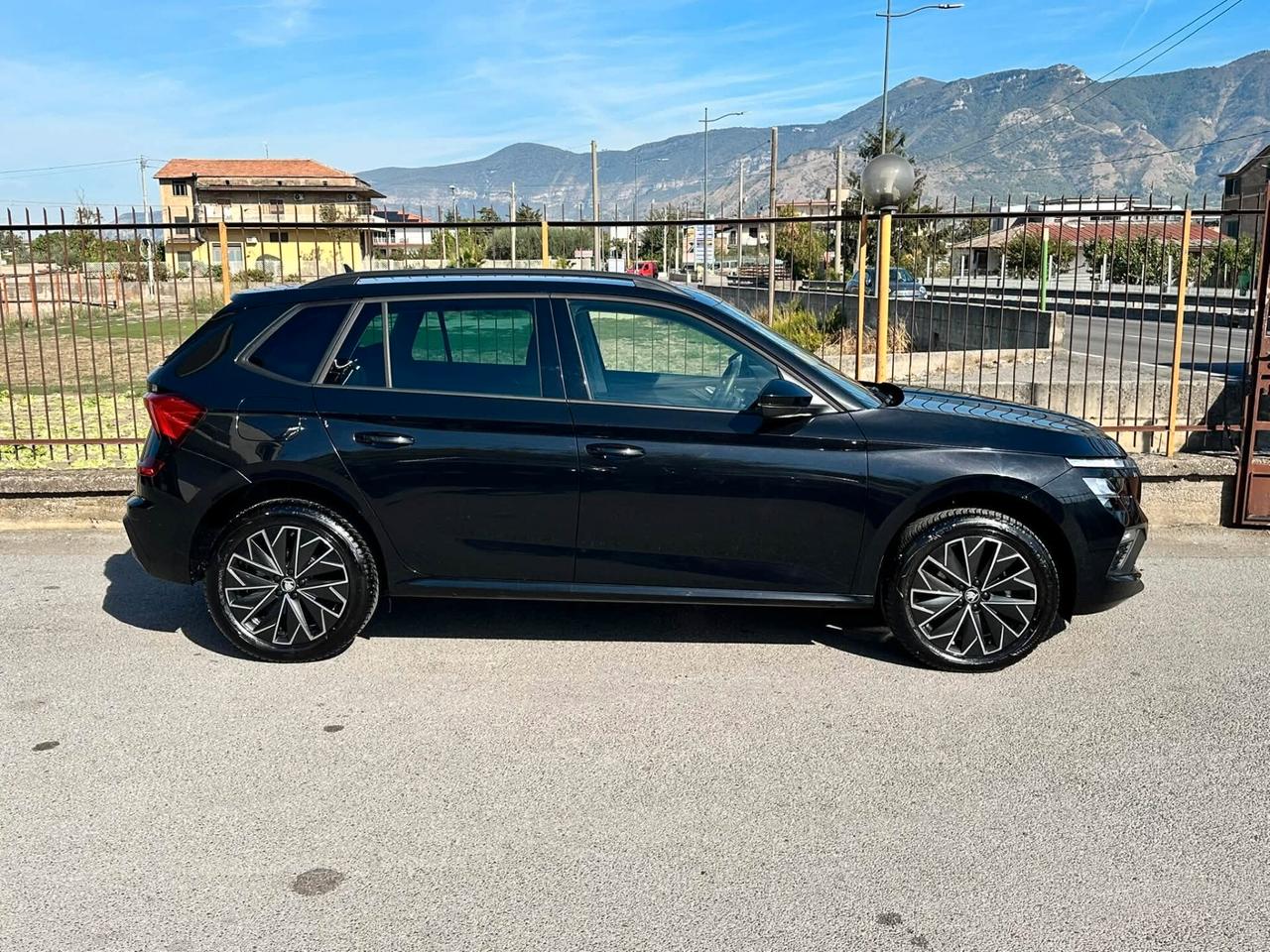 Skoda Kamiq 1.0 TSI 115 CV DSG Black Dots