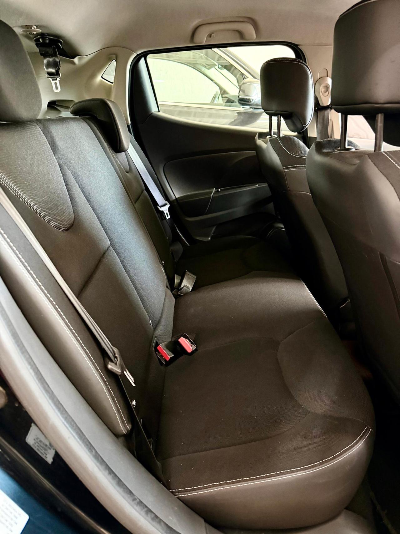 RENAULT CLIO 1.2 BENZINA NEOPATENTATI