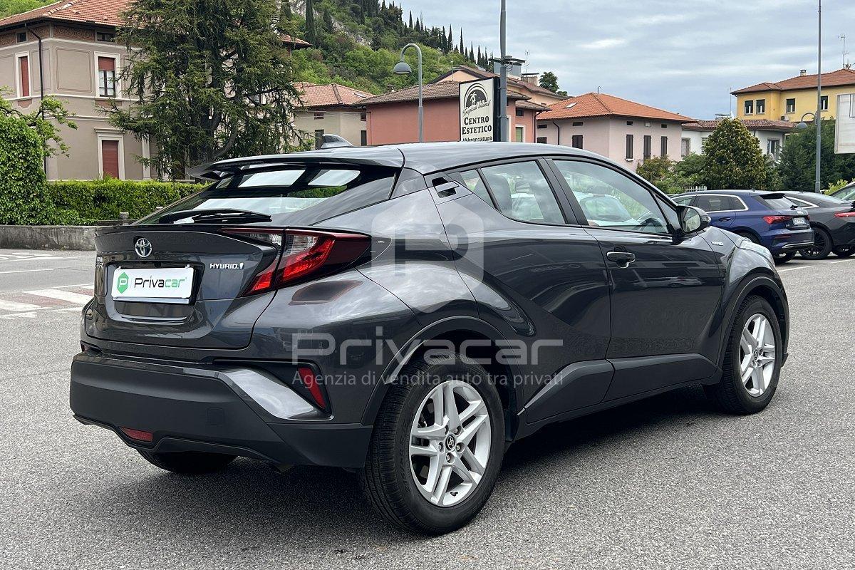 TOYOTA C-HR 1.8 Hybrid E-CVT Business