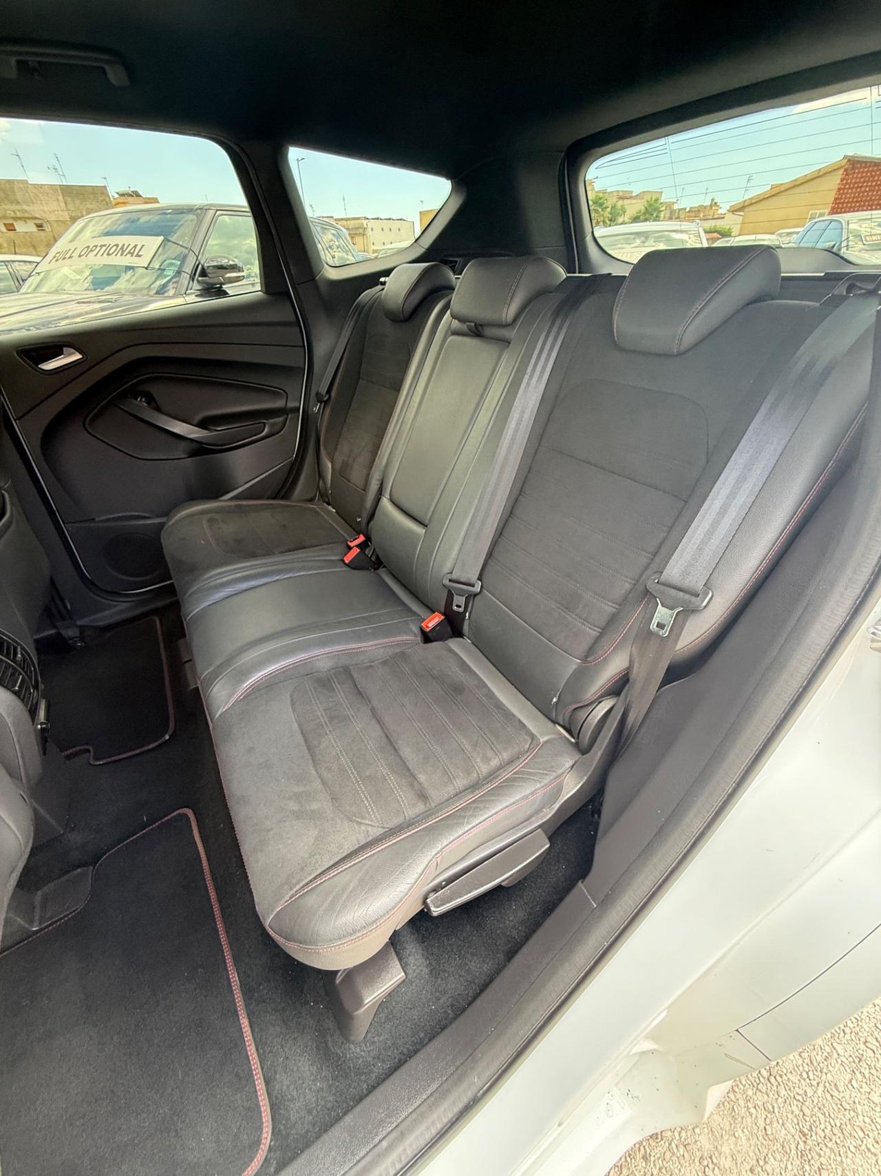 Ford Kuga 2.0 TDCI 150 CV S&S 4WD Titanium