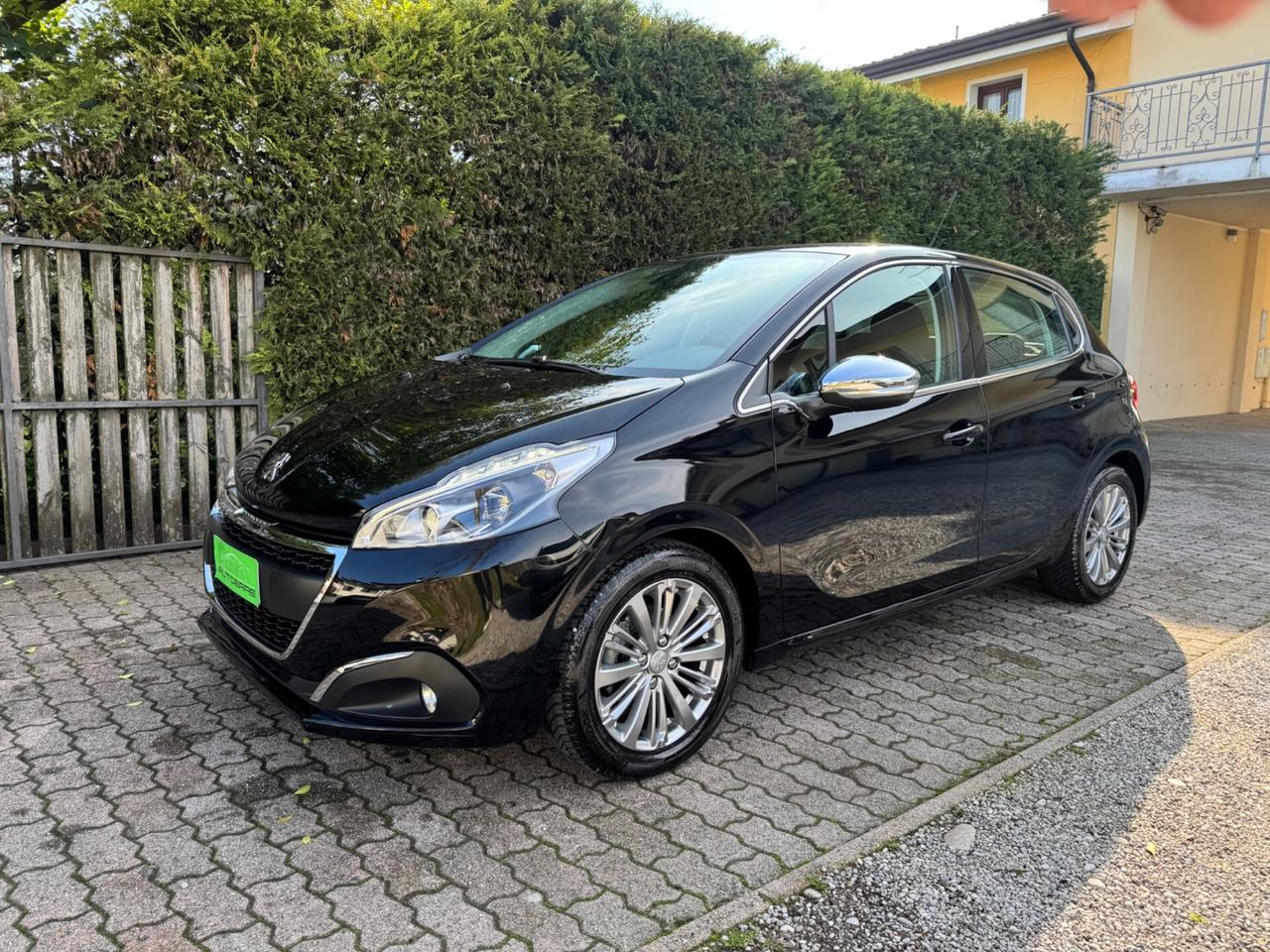 Peugeot 208 PureTech 82 Stop&Start 5 porte Allure