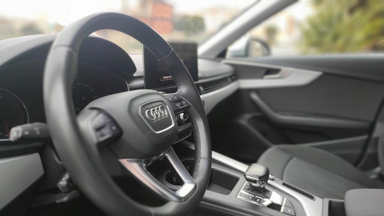 Audi A4 Avant 30 TDI/136 CV S tronic Business