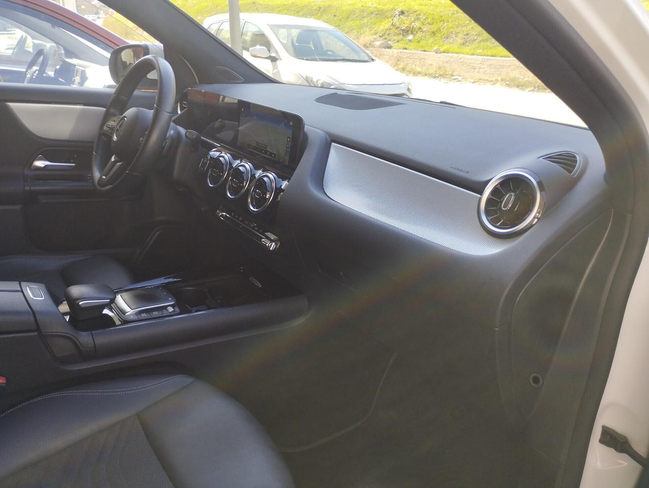 Mercedes-benz GLA 180 d Automatic Sport