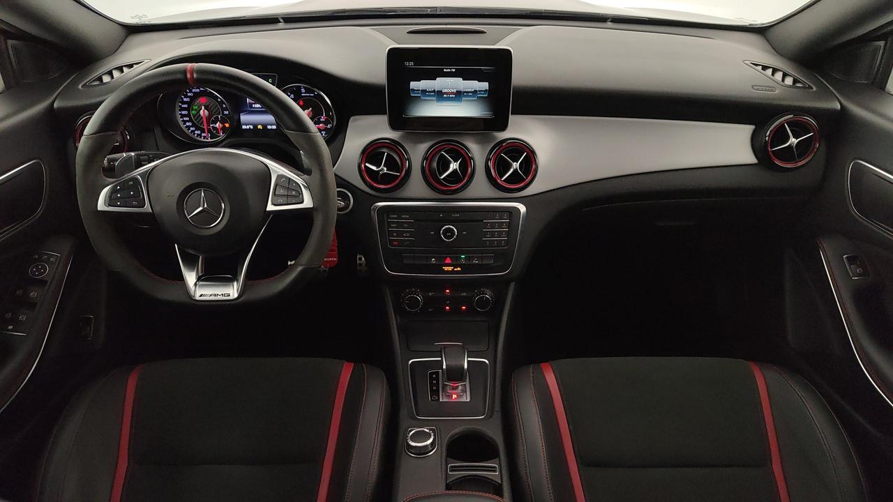 Mercedes-Benz CLA Shooting Brake AMG 45 4matic 360cv auto