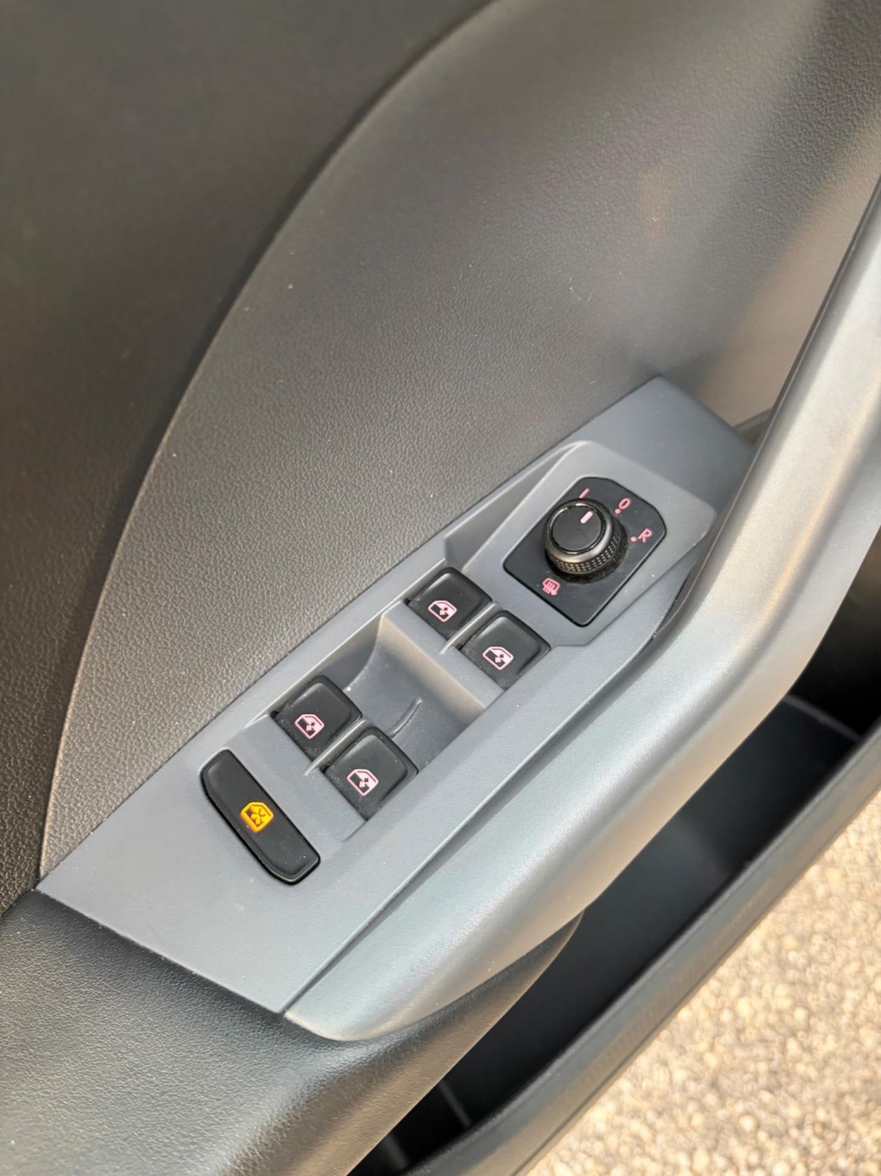 Volkswagen T-Cross 1.6 TDI SCR Urban BMT