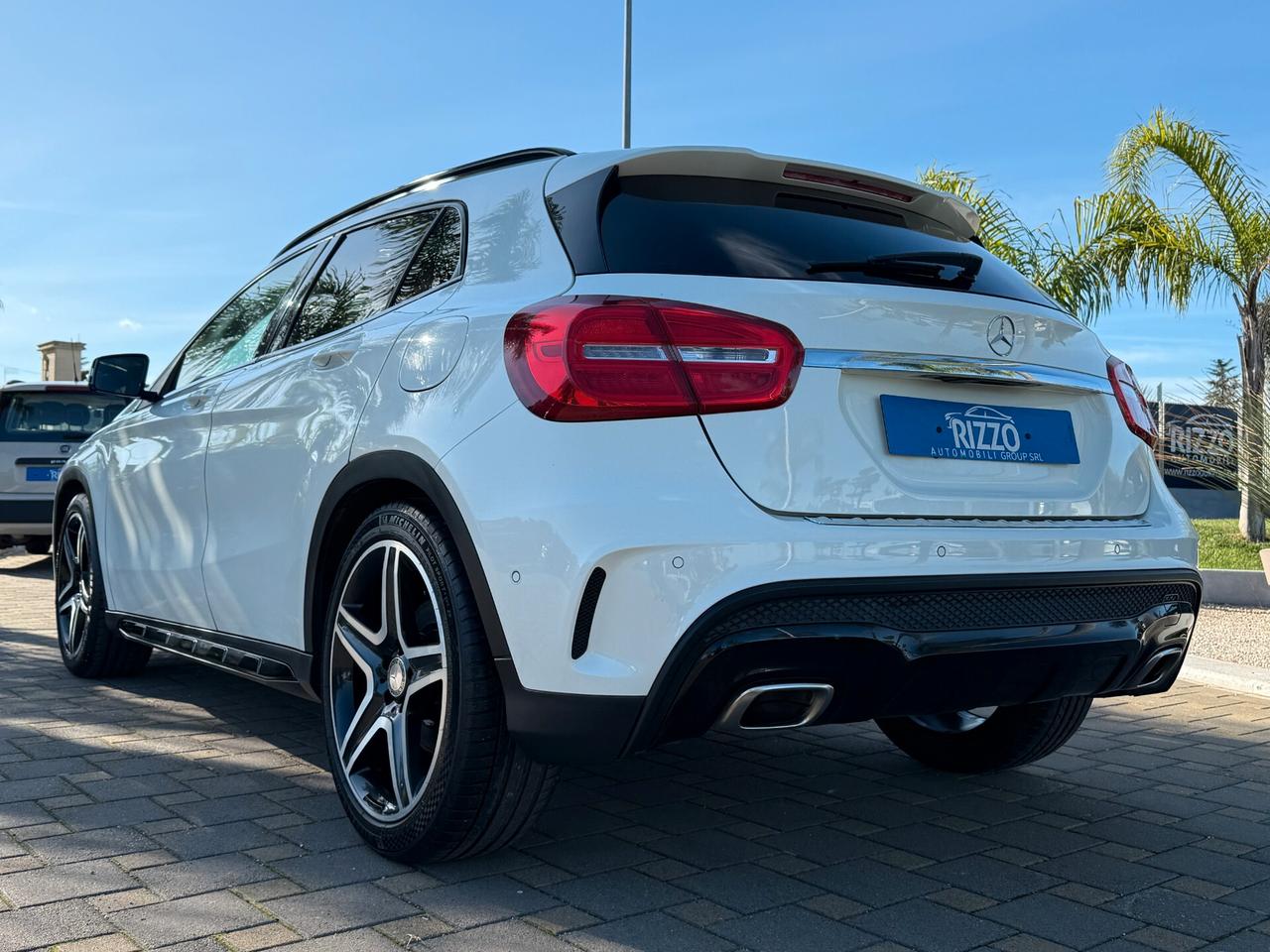 Mercedes-benz GLA 200d Premium Amg Tetto Pelle Navi 12/2015