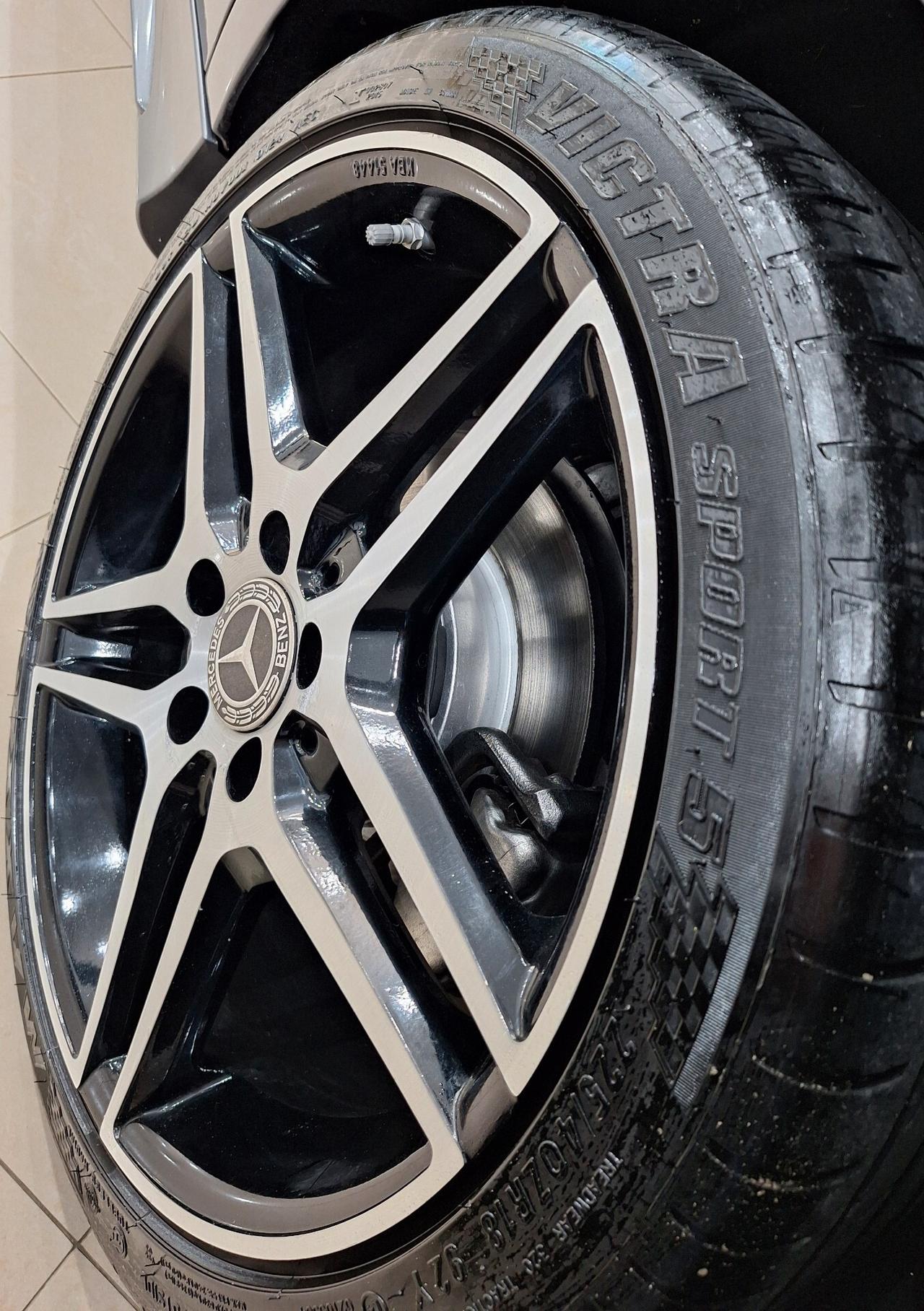 Mercedes A 200 d Aut Premium AMG Night Edition