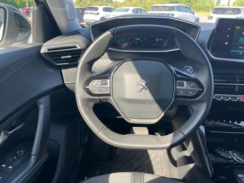 Peugeot e-2008 e 100kW Allure Pack