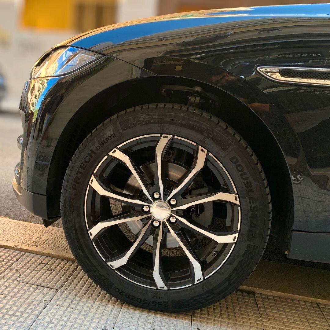 Jaguar F-Pace 2.0 D 180 CV AWD Prestige