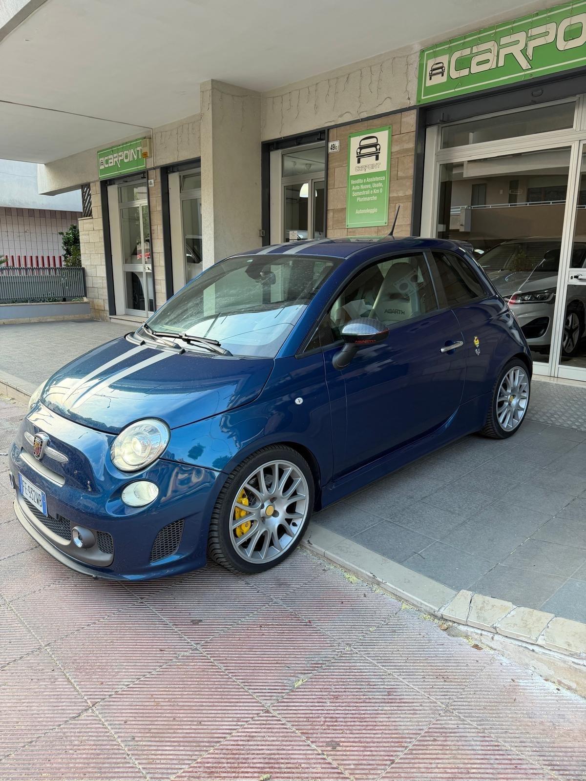 Abarth 500 1.4 Turbo T-Jet TRIBUTO FERRARI