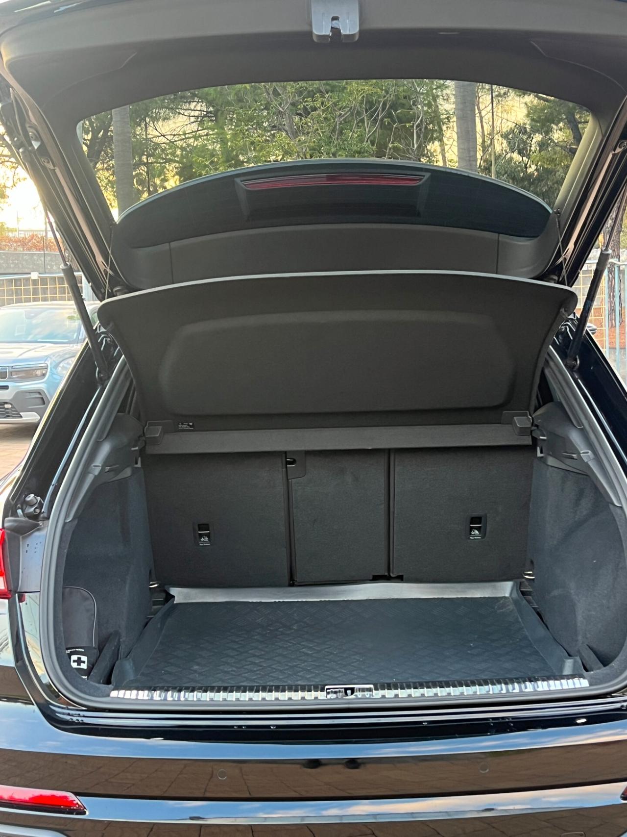 Audi Q3 SPB 35 TDI S tronic quattro edition