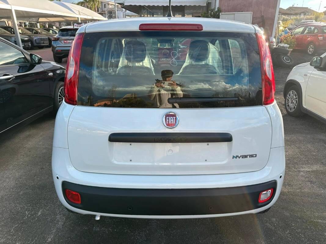 Fiat Pandina 1.0 firefly hybrid Icon s&s 70cv 5p.ti
