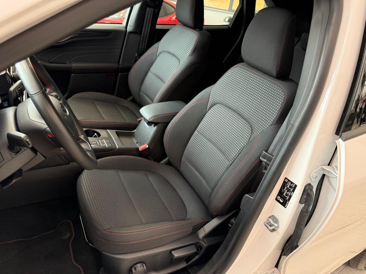 Ford Kuga 2.5 Plug In Hybrid 225 CV CVT 2WD ST-Line UNIPRO
