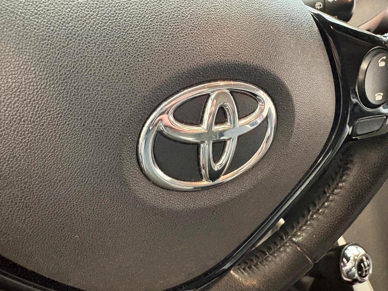 Toyota Aygo X-COOL 1.0 VVT-i 69 CV 5 porte 51000 KM