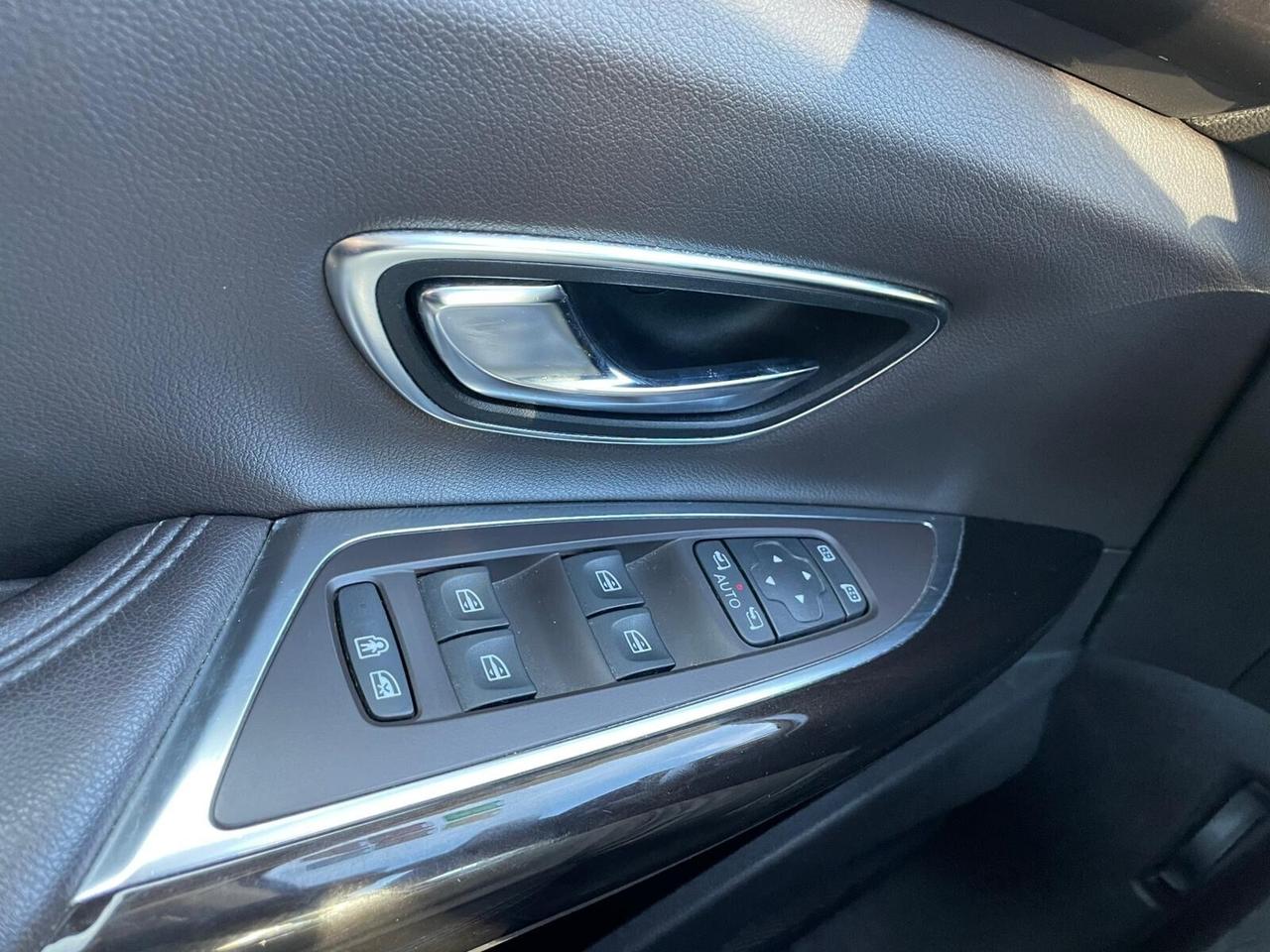 Renault Espace dCi 160CV EDC Energy Initiale Paris 4Control