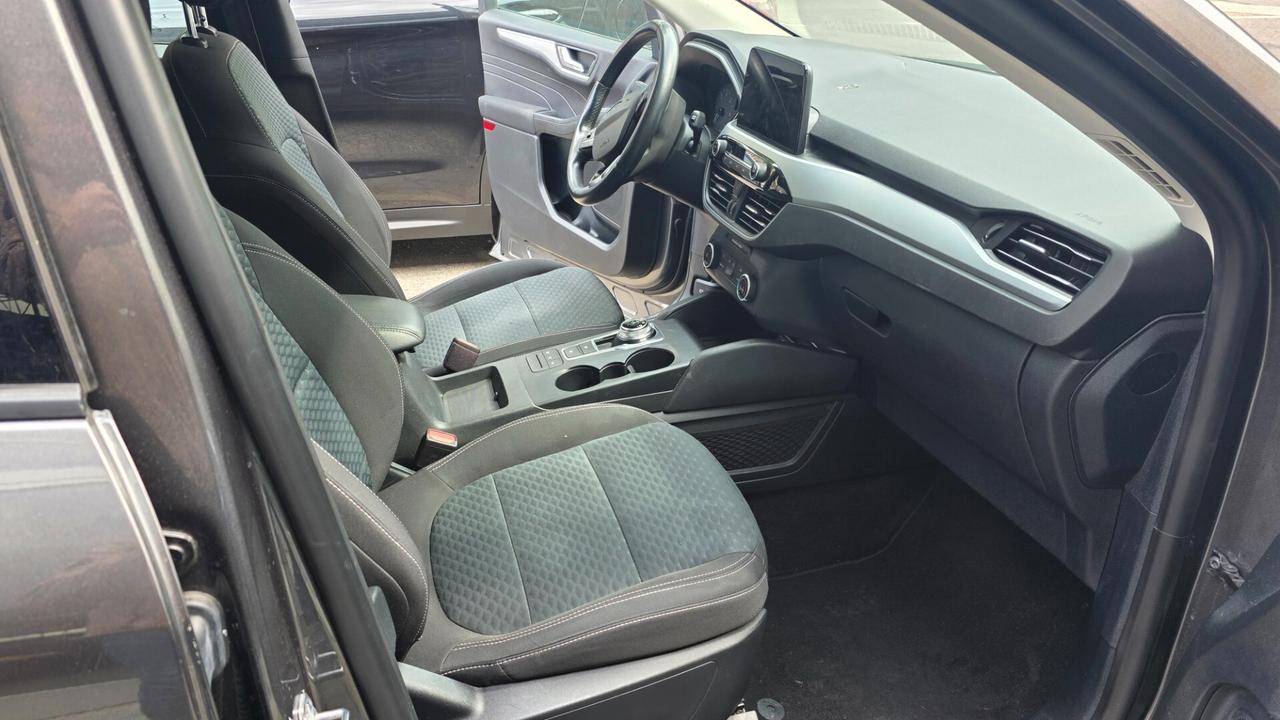 Ford Kuga 1.5 EcoBlue 120 CV aut. 2WD Connect Auto