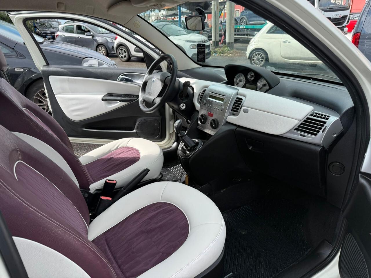 Lancia Ypsilon 1.4 Diva Ecochic GPL 2011