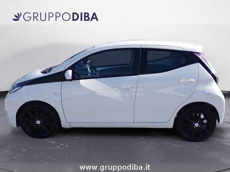 Toyota Aygo II 2014 5p 1.0 x-play m-mt my15