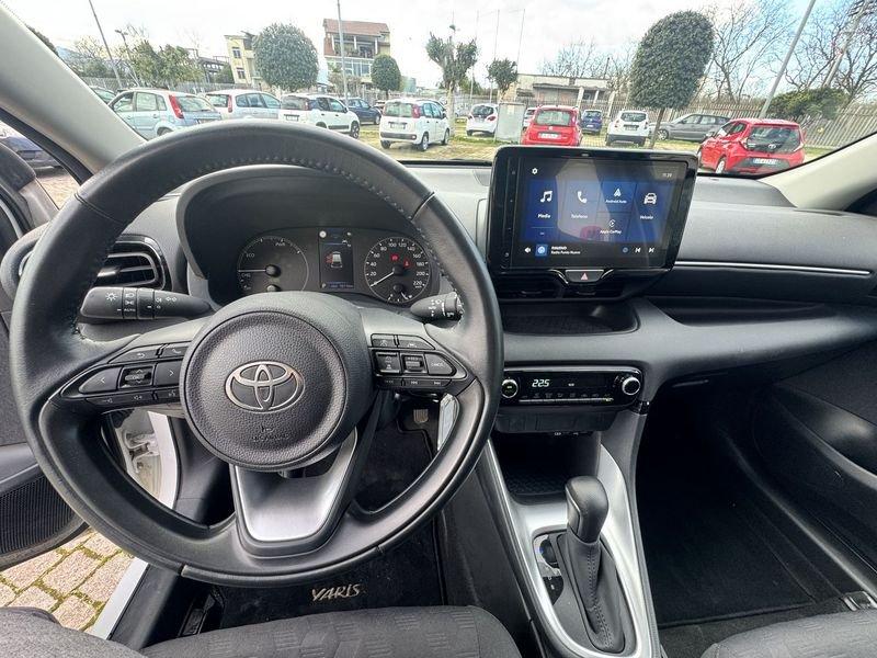 Toyota Yaris Hybrid Active MY24