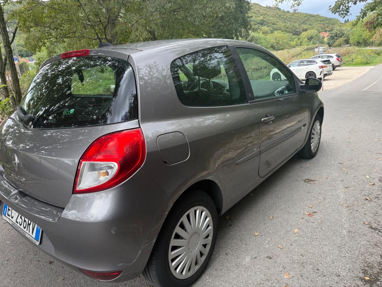 Renault Clio 1.2 16V 3 porte Luxe