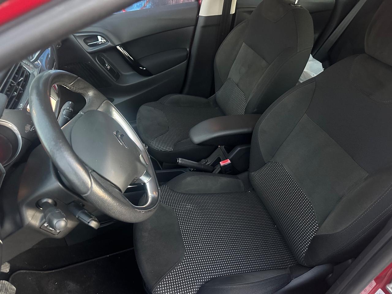 CITROEN C3 1.2 EXCLUSIVE /TETTO/NAVI/BI-ZONA