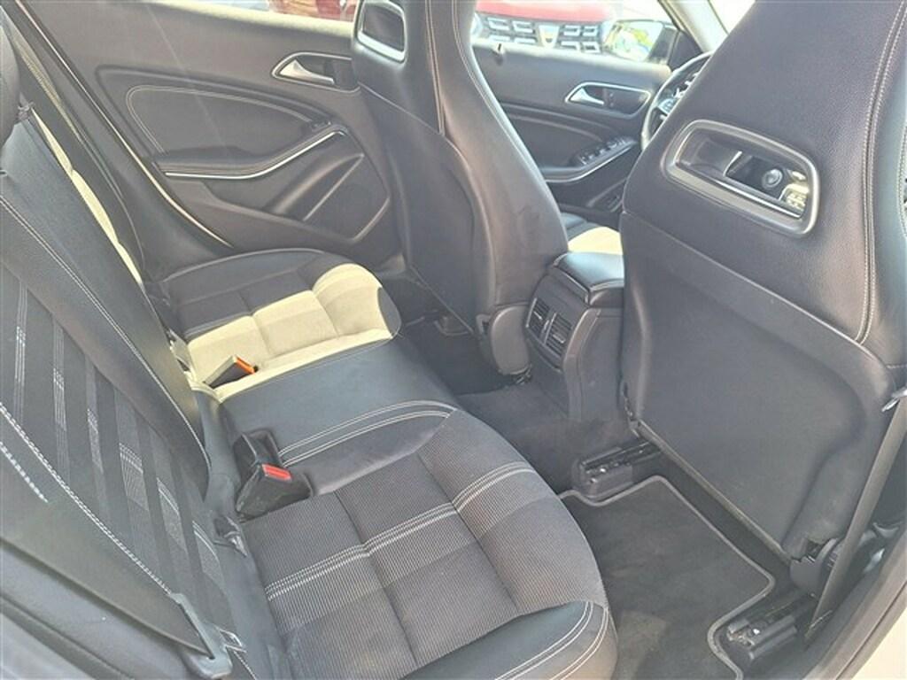 Mercedes GLA 200 200 D Premium 4Matic 7G-DCT