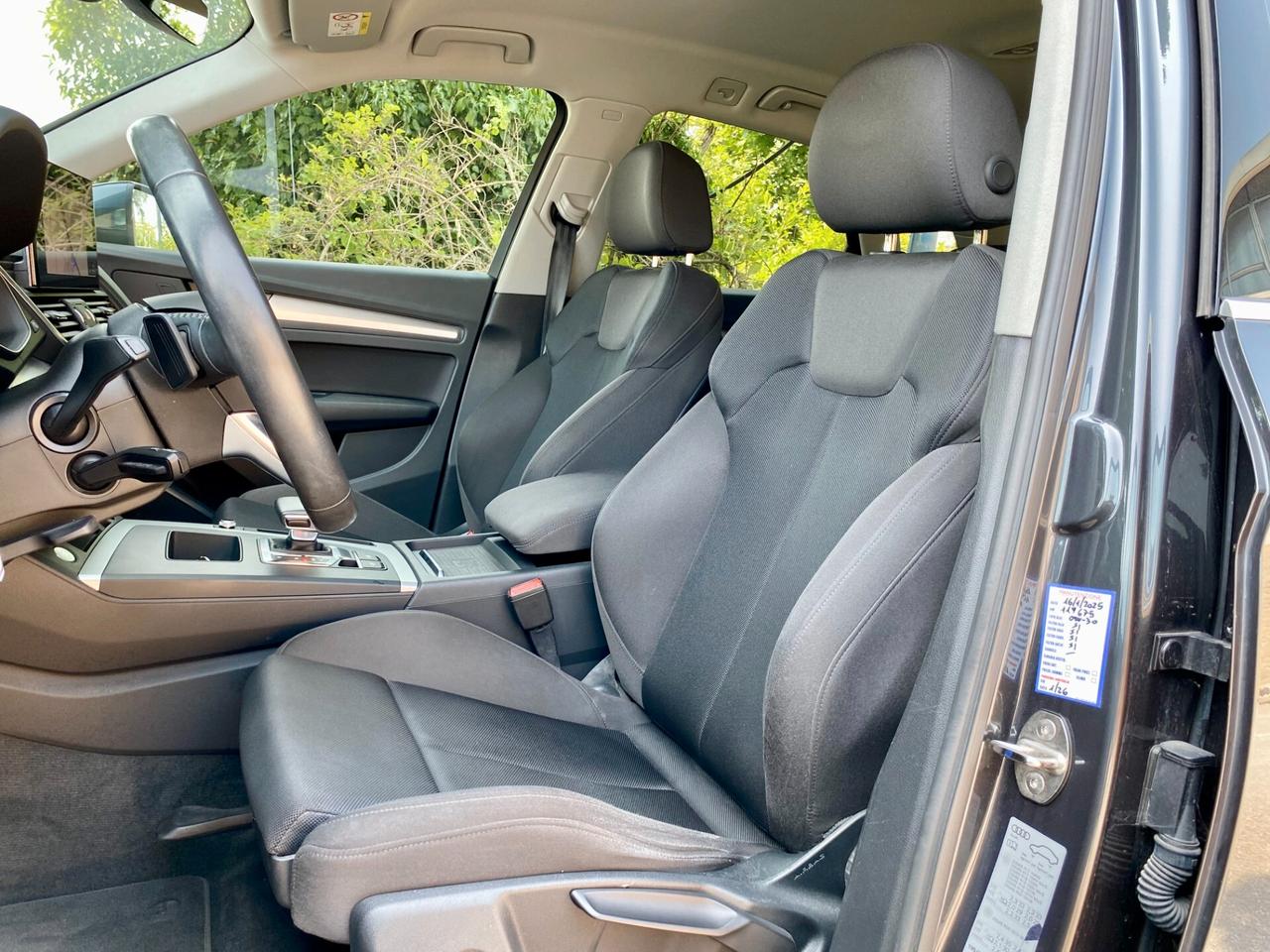 Audi Q5 40 2.0 tdi mhev 12V quattro s-tronic 204cv FARI MATRIX