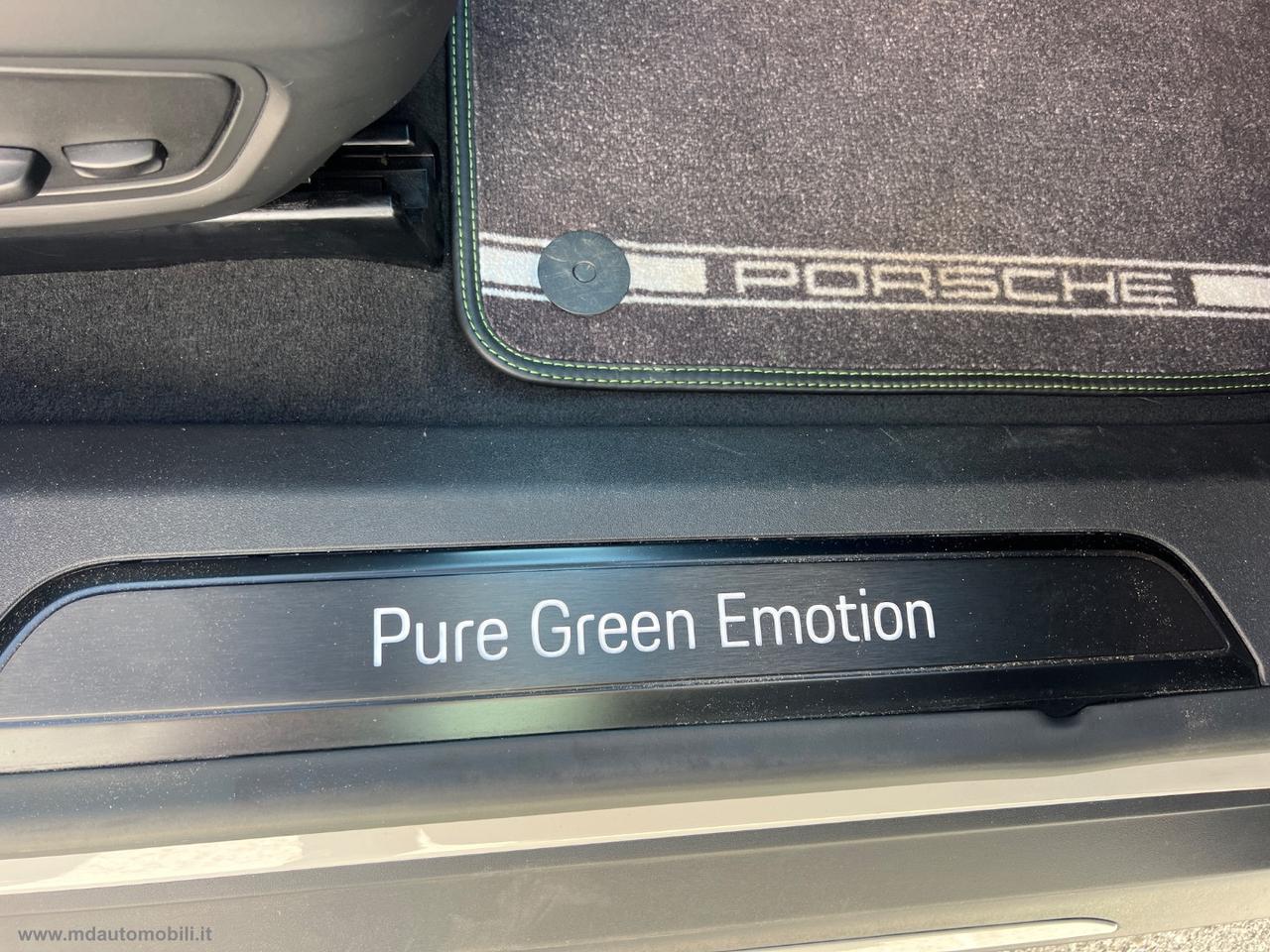 PORSCHE Taycan Sport Turismo PURE GREEN EMOTION TETTO 21 IVA ESPOSTA