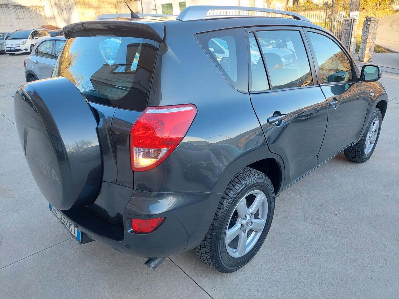 Toyota RAV 4 RAV4 2.2 D-4D 136 CV Sol