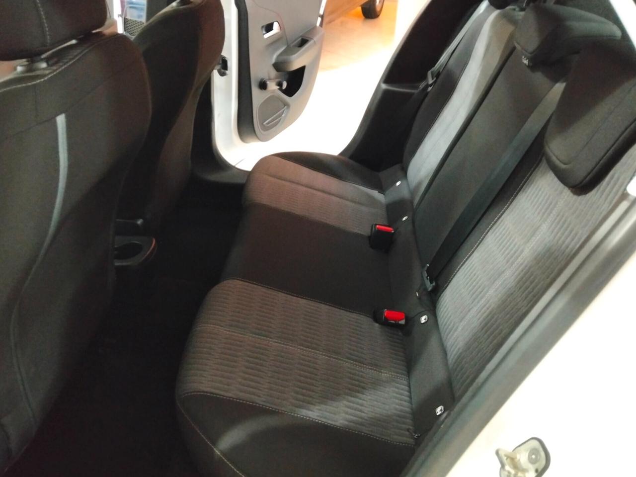 Opel Corsa 1.5 D 100 CV