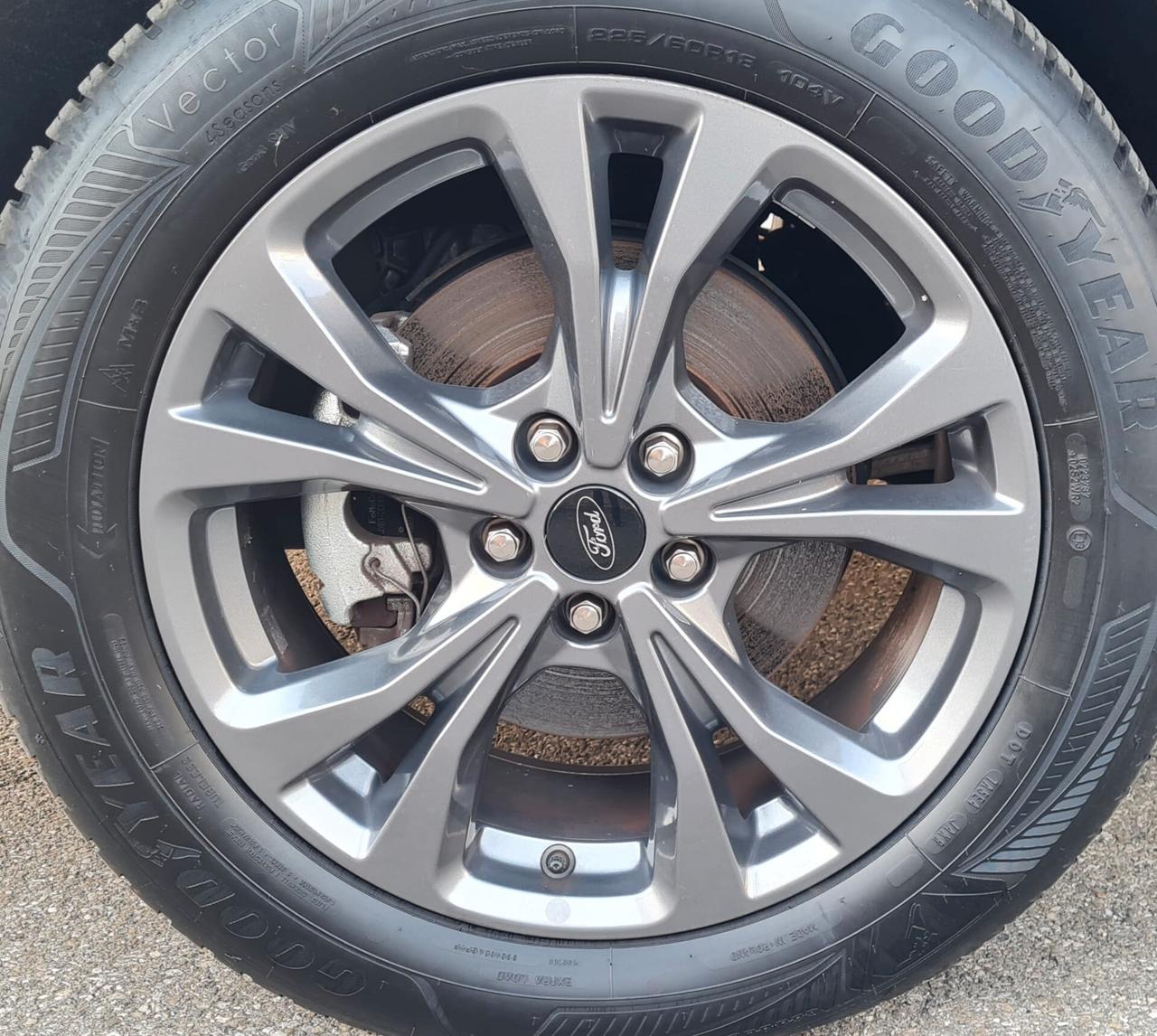 Ford Kuga 2.5 Plug In Hybrid 225 CV CVT 2WD ST-Line