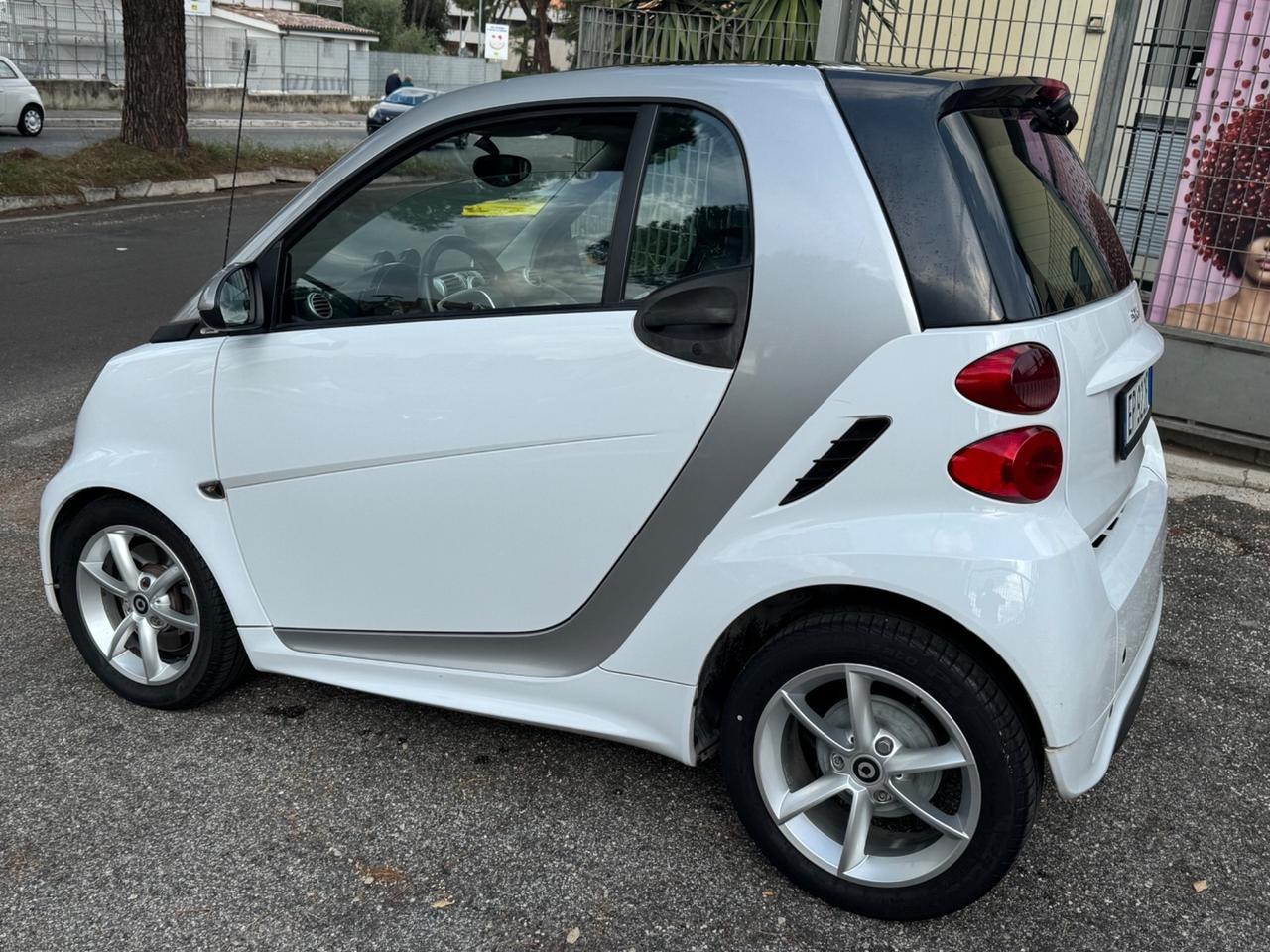 Smart ForTwo 1000 62 kW coupé pulse
